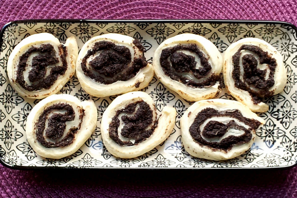 Blätterteig - Mohnschnecken mit Marzipan