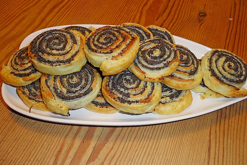 Blätterteig - Mohnschnecken mit Marzipan