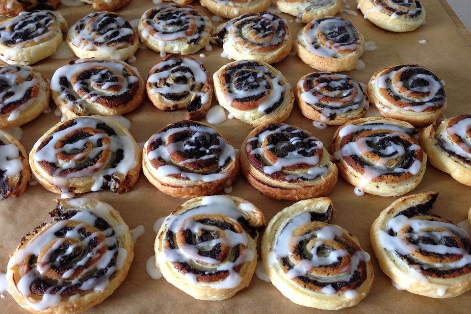 Blätterteig - Mohnschnecken mit Marzipan