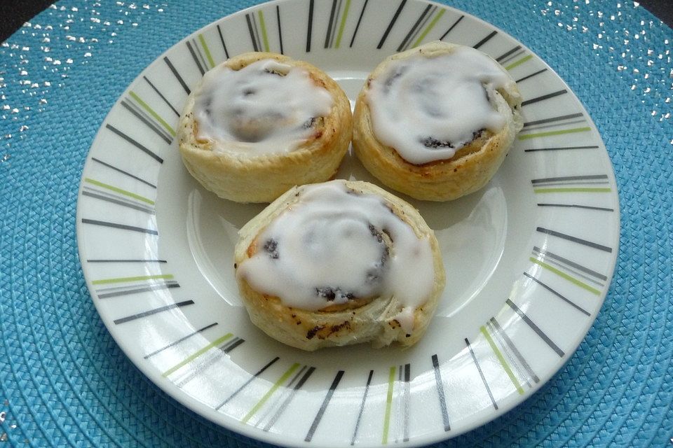 Blätterteig - Mohnschnecken mit Marzipan