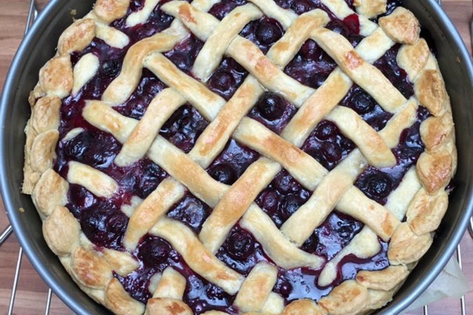 Best Blueberry Pie