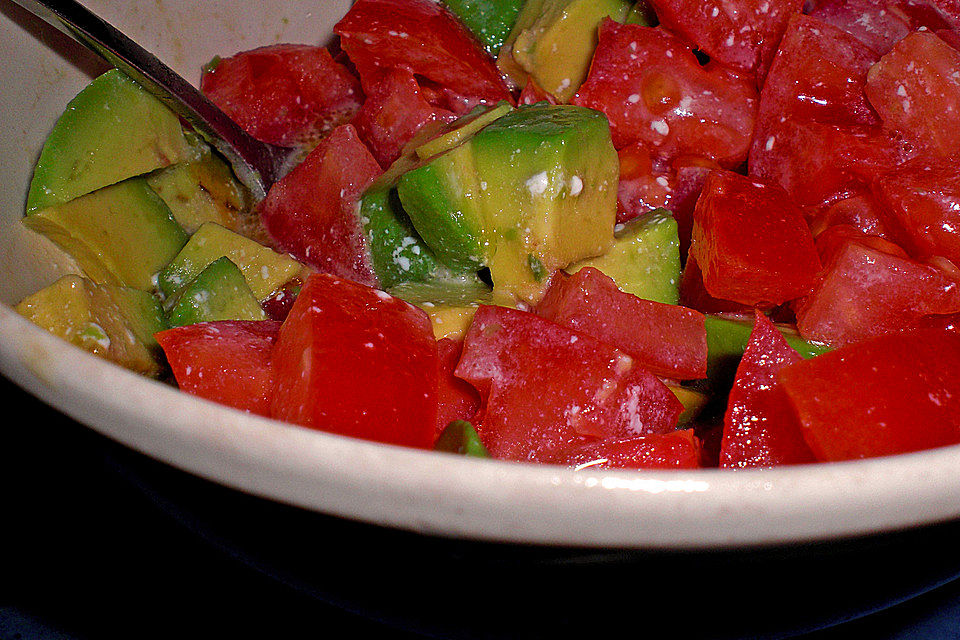 Tomaten - Avocado - Salat