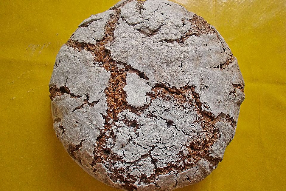 Einfaches Sauerteigbrot