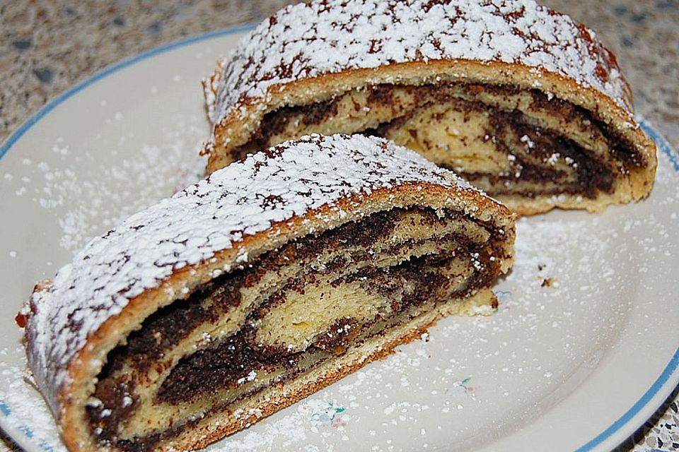 Mohnstrudel