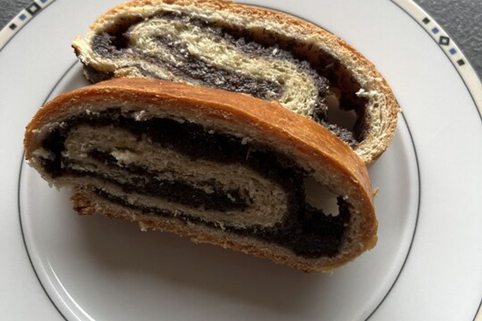 Mohnstrudel