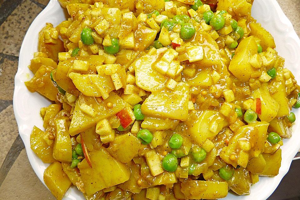 Kartoffelsalat mit Curry