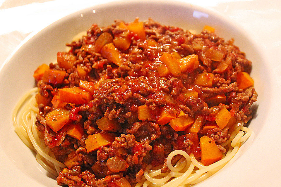 Spaghetti mit Kürbis - Hacksoße