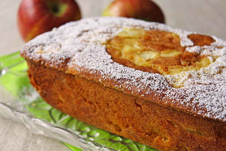 Apfelkuchen mit Marzipan