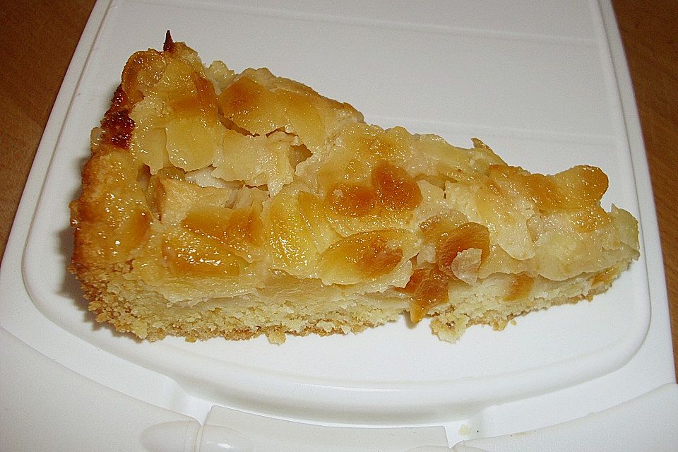 Apfelkuchen mit Mandelguss