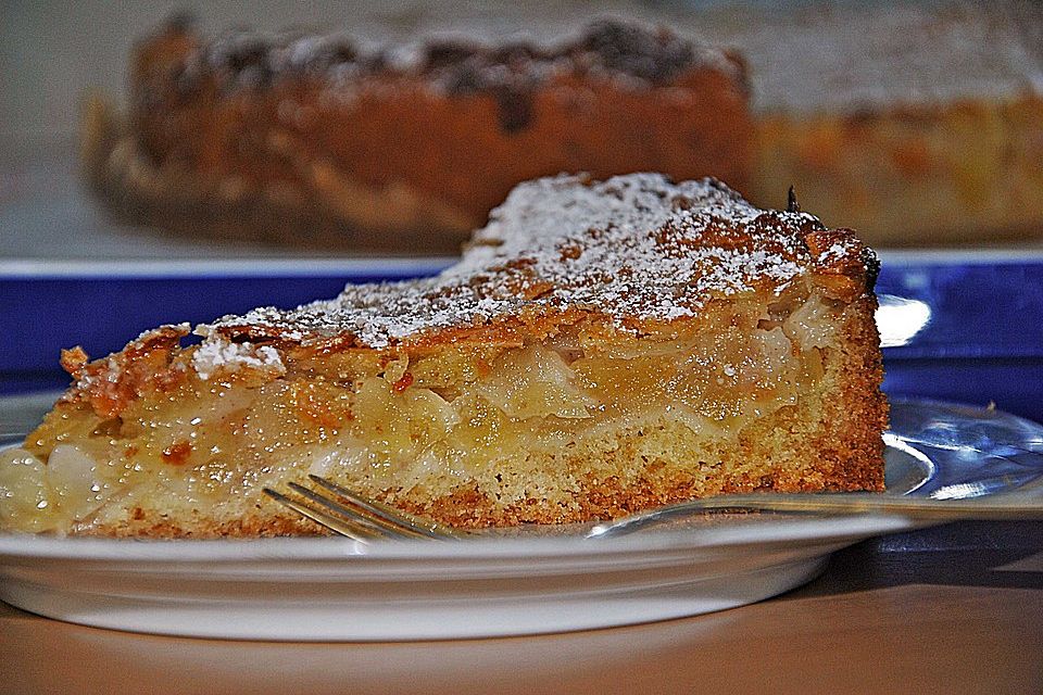 Apfelkuchen mit Mandelguss