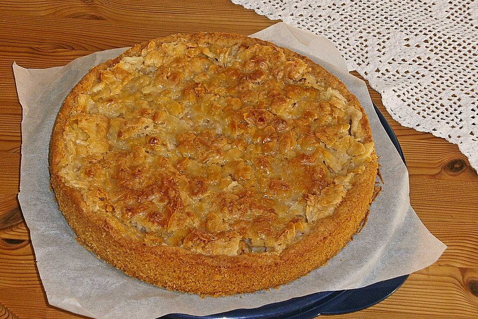 Apfelkuchen mit Mandelguss