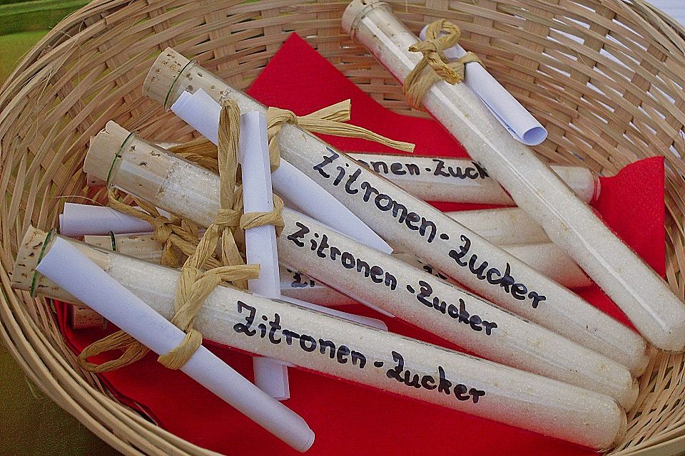 Selbstgemachter Zitronenzucker