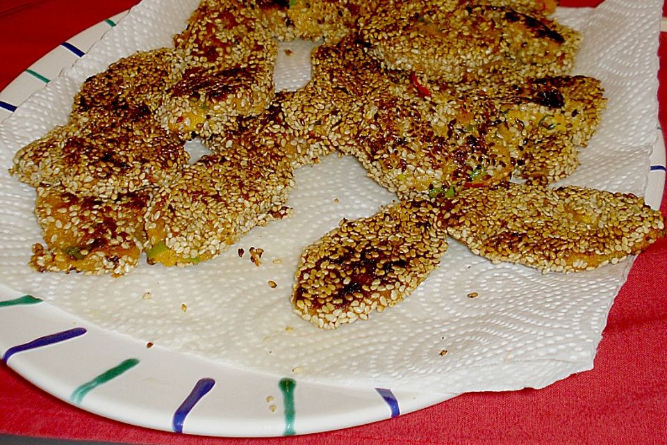 Tofu - Plätzchen in Sesam