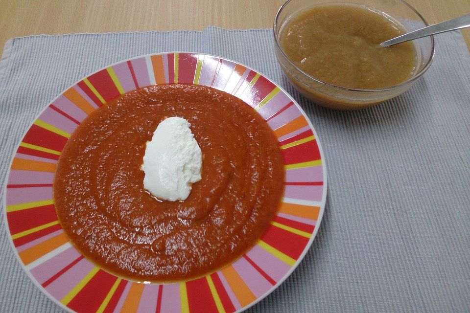 Feurige Apfel - Tomaten - Suppe