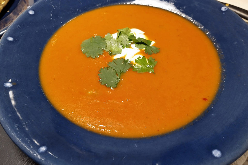 Feurige Apfel - Tomaten - Suppe