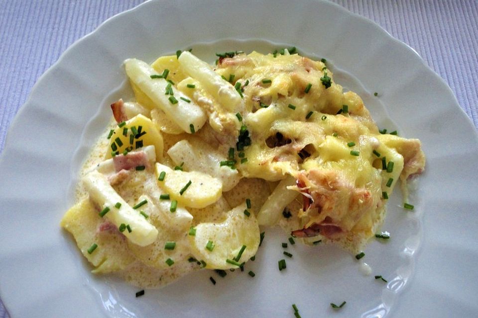 Kartoffelauflauf mit Spargel