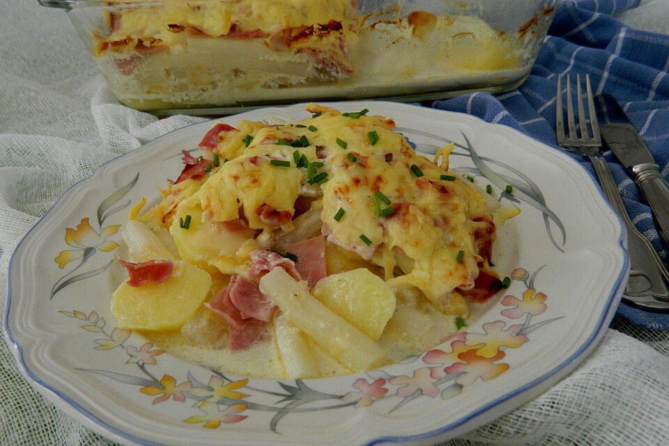 Kartoffelauflauf mit Spargel