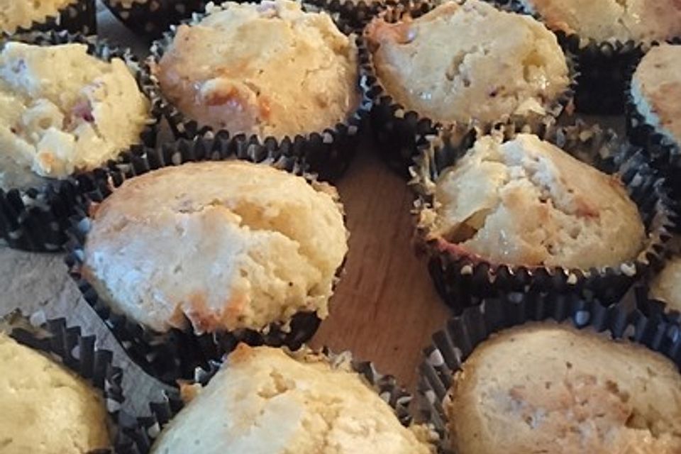 Extra White Chocolate Muffins