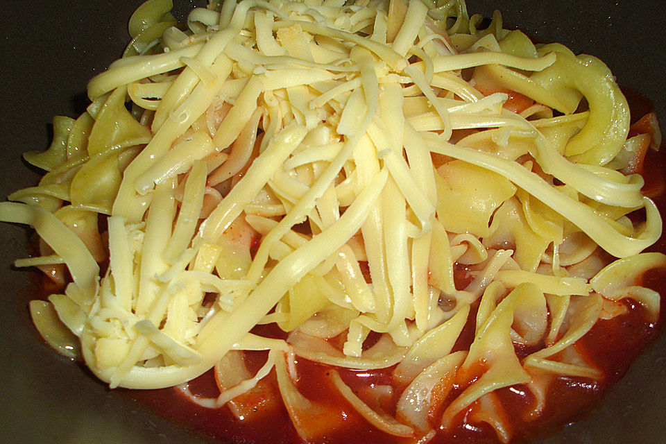 Nudeln mit Tomatensauce