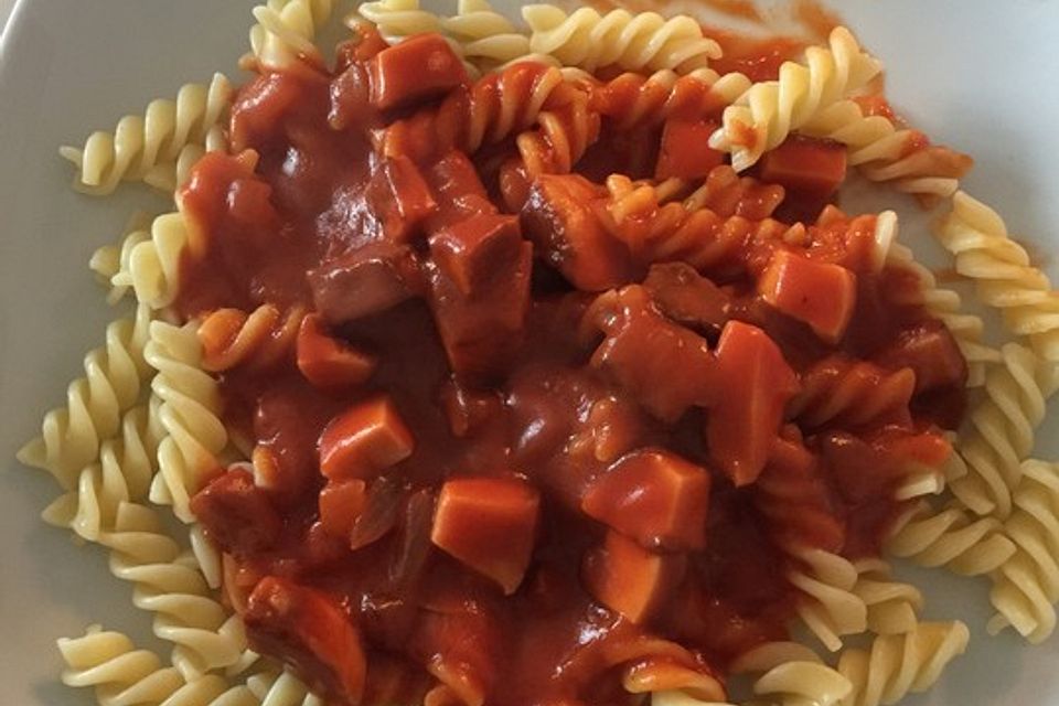 Nudeln mit Tomatensauce