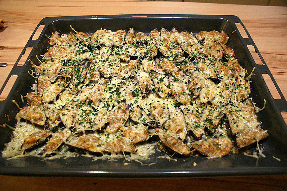 Überbackene Muscheln mit Champignons