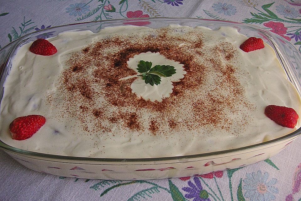 Vanillemousse - Tiramisu mit Beeren