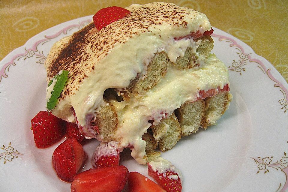 Vanillemousse - Tiramisu mit Beeren