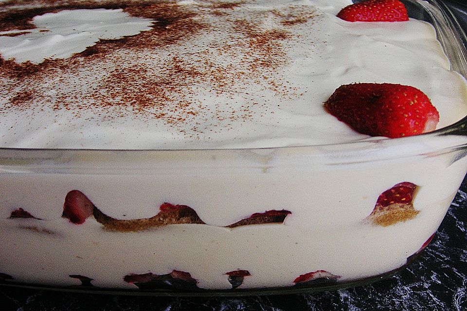 Vanillemousse - Tiramisu mit Beeren