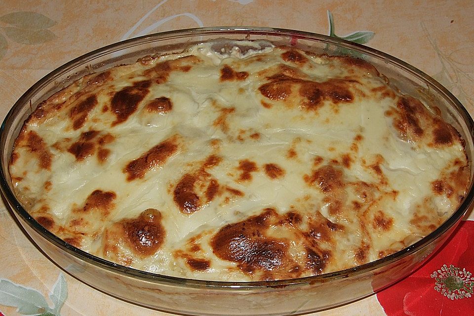 Kartoffelgratin mit Zwiebeln