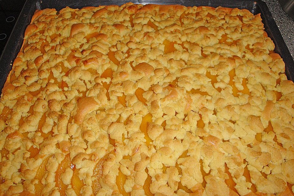 Pfirsichkuchen mit Streuseln