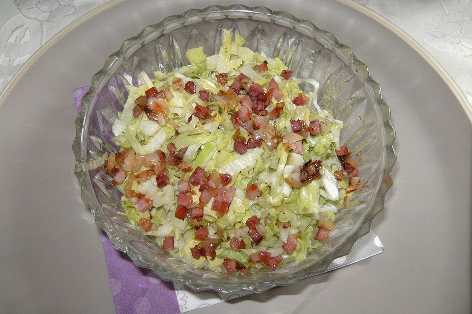 Endiviensalat mit Speck