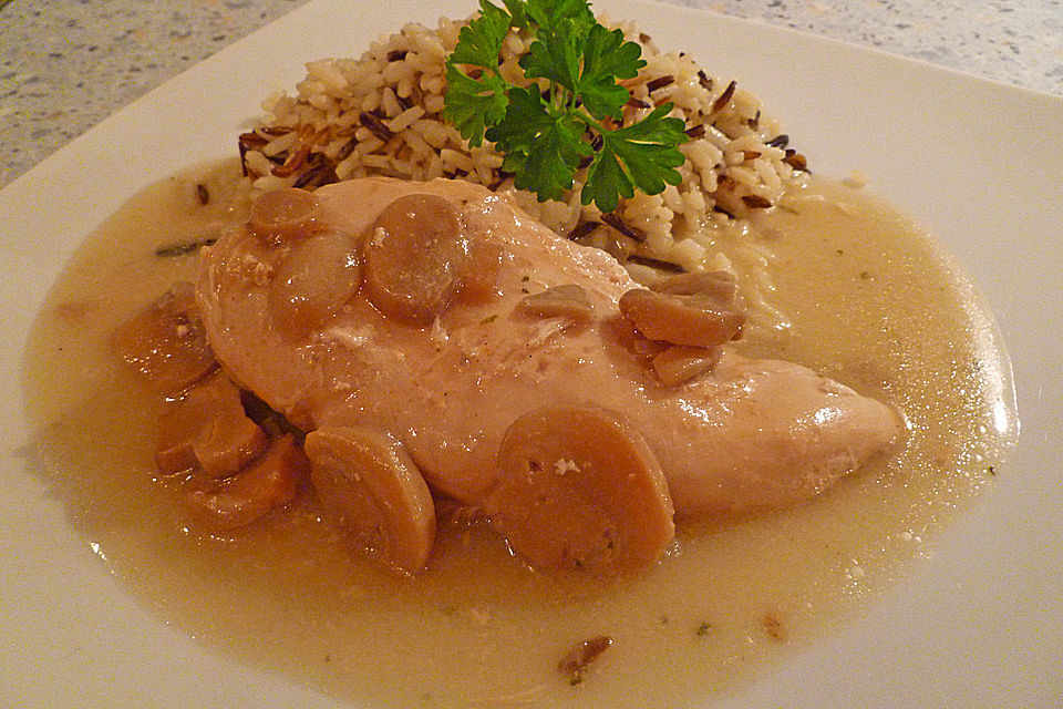 Hähnchenbrustfilet an leichter Kräutersoße