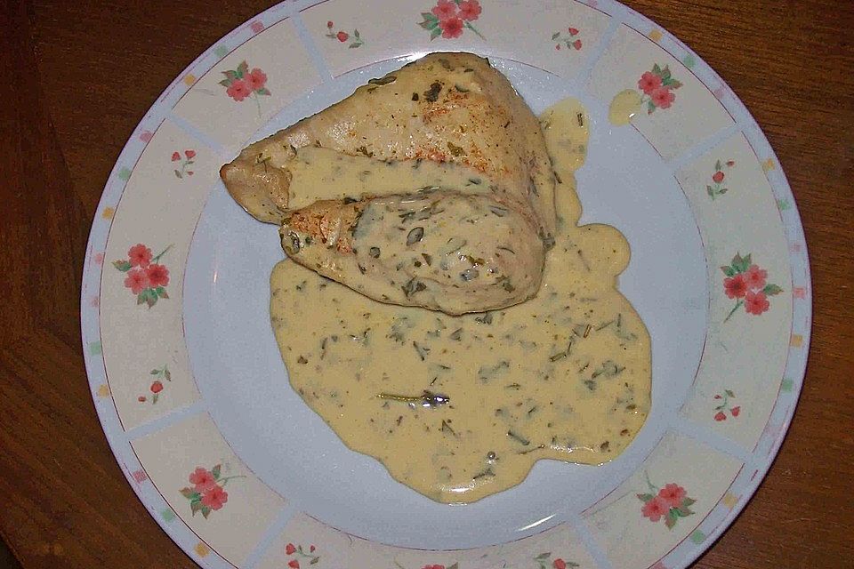 Hähnchenbrustfilet an leichter Kräutersoße