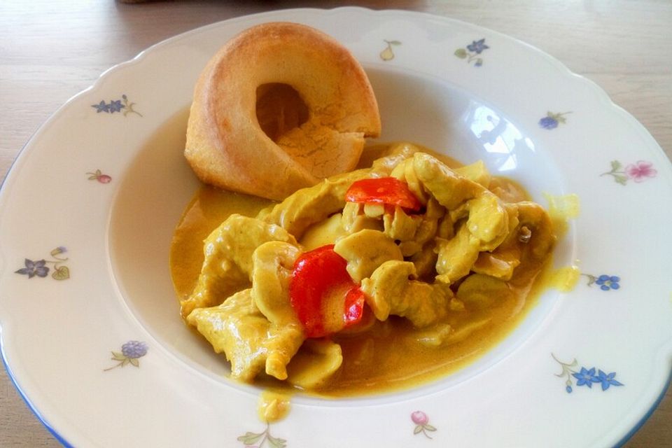 Farbenfrohes Putencurry