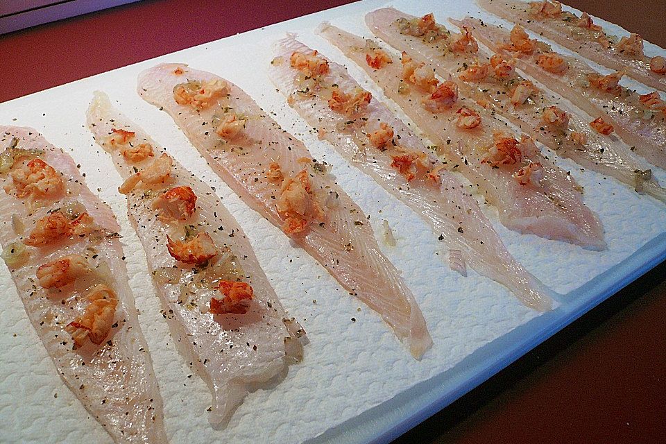 Fischröllchen mit Flusskrebsfüllung