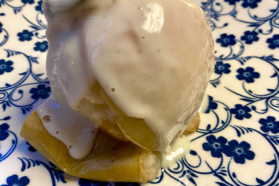 Marzipan Bratäpfel mit Vanillesoße