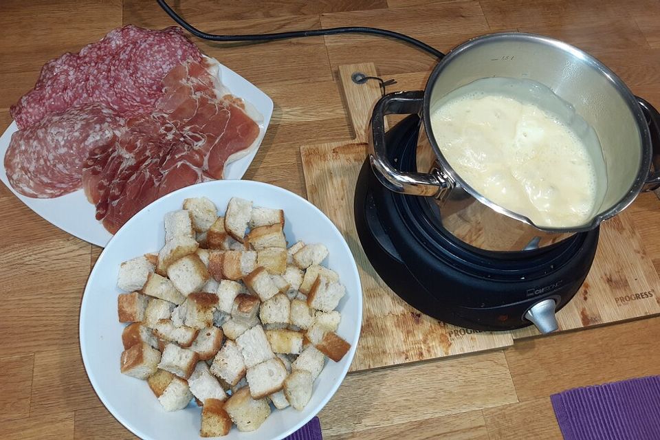 Schweizer Käsefondue