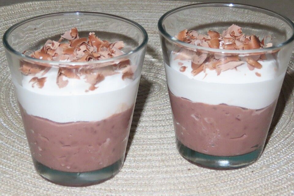 Schokopudding mit Baileys - Sahne