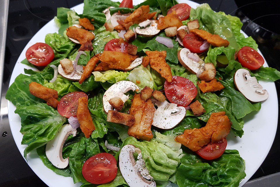 Italienischer Salat mit Hähnchenbrust