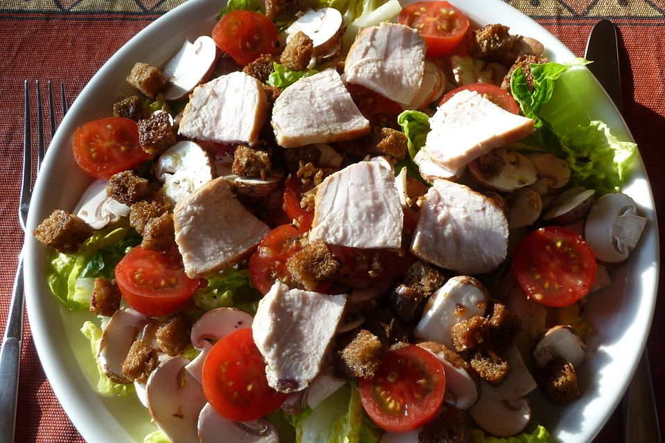 Italienischer Salat mit Hähnchenbrust