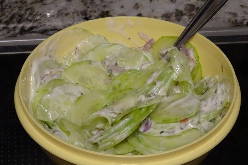 Gabis Gurkensalat mit Joghurt