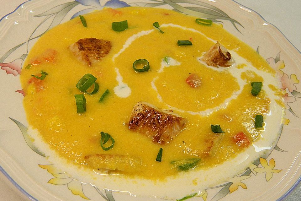 Maiscremesuppe mit Hähnchen