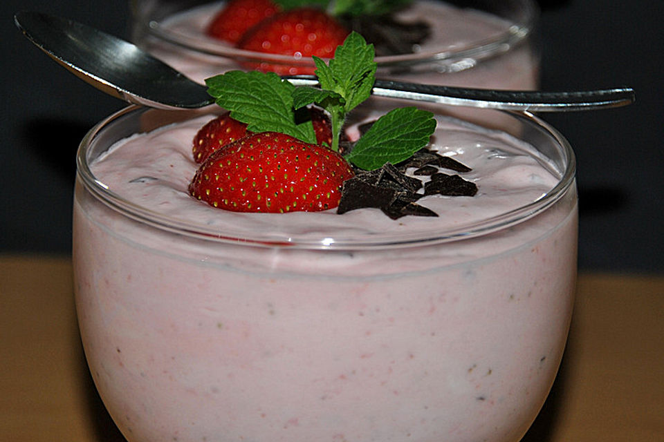 Erdbeer - Quark - Mousse