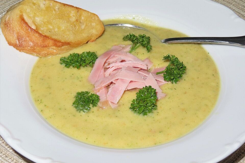 Zucchinicremesuppe