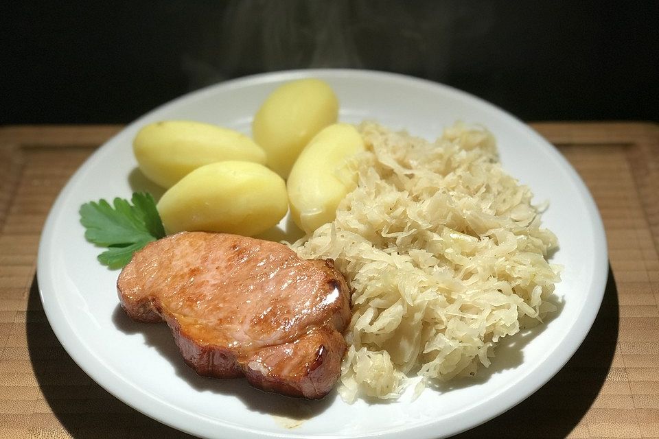 Kasseler mit Sauerkraut