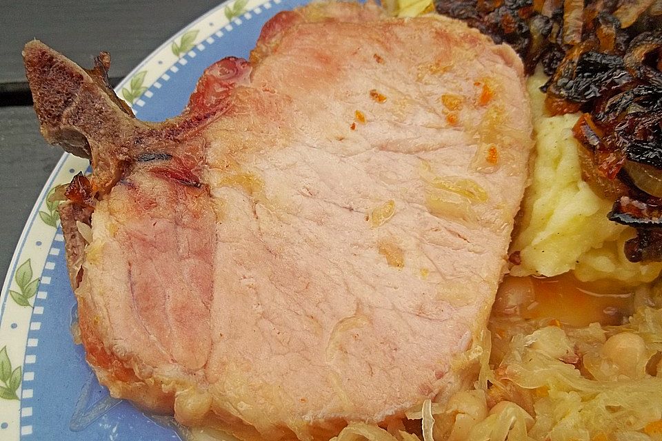 Kasseler mit Sauerkraut