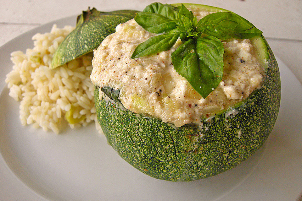 Gefüllte Zucchini oder Rondini