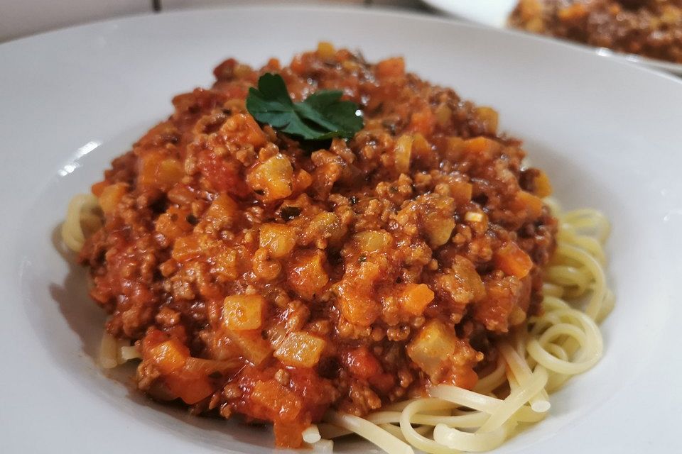 Bolognesesauce (mit Rotwein)