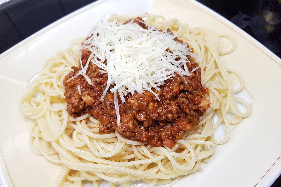 Bolognesesauce (mit Rotwein)