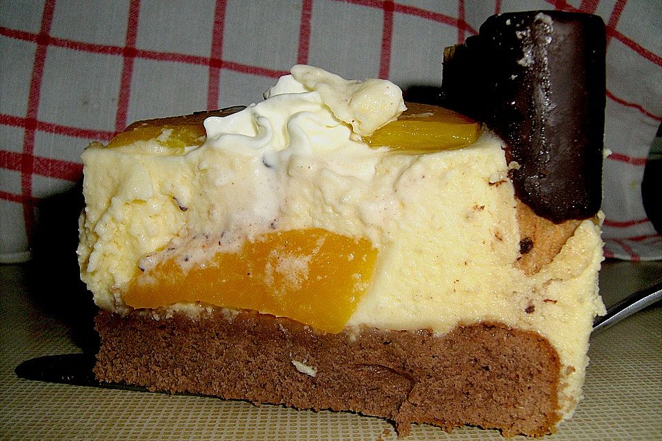 Vanille - Waffelröllchen - Torte